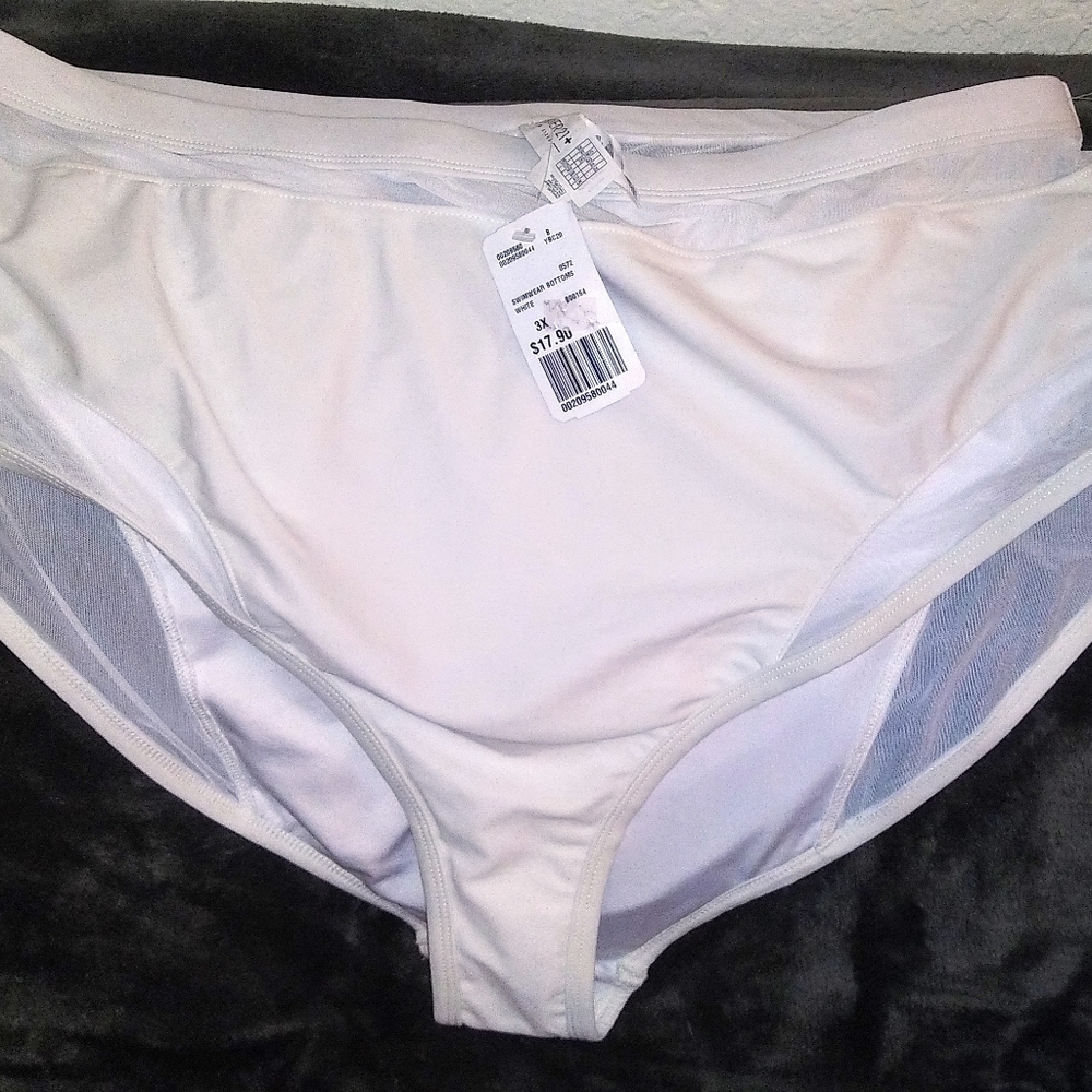 Forever 21 White swim bottoms 3x